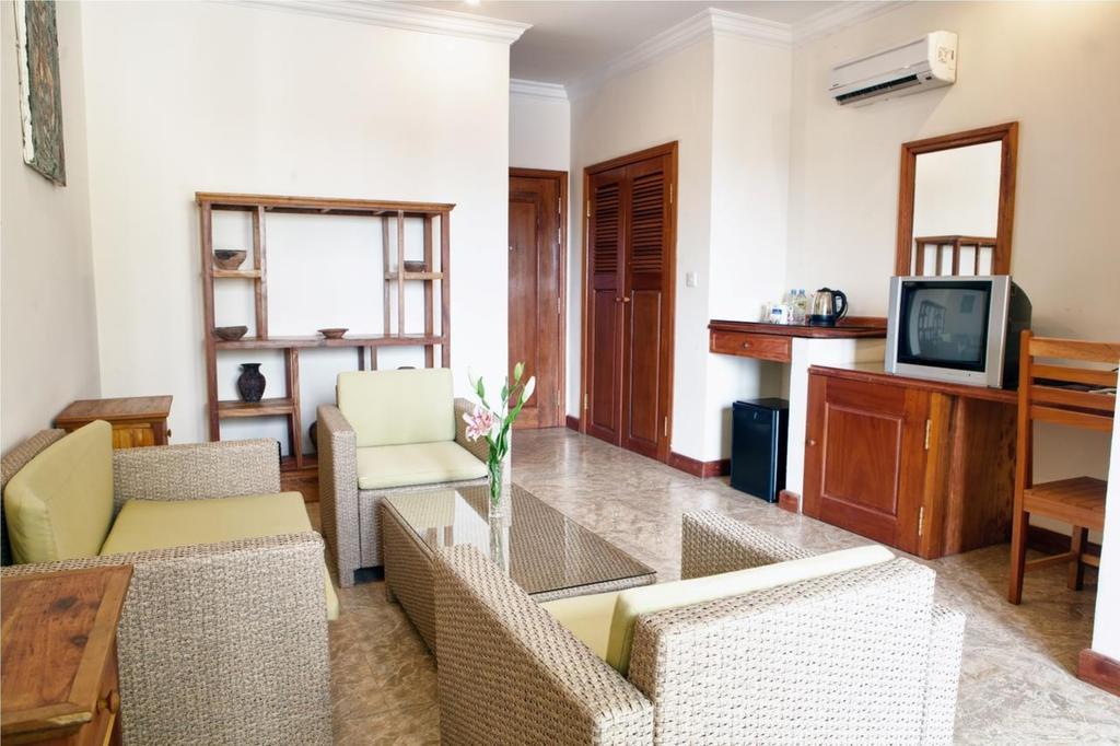 Yolanda Hotel Sihanoukville Dış mekan fotoğraf